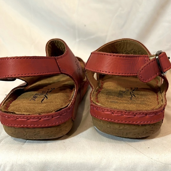 Comfort Wave Sloane Red Leather Mary Jane Sandals with Straps and Buckles W 6.5 - Picture 4 of 8